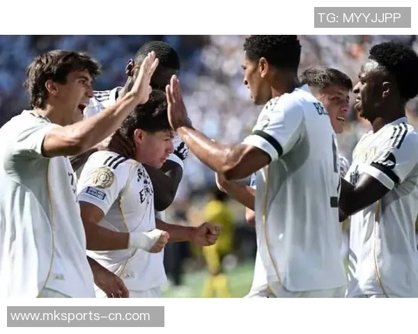 英超激战巴黎圣日耳曼4-0战胜皇马战术分析与绝杀瞬间回顾