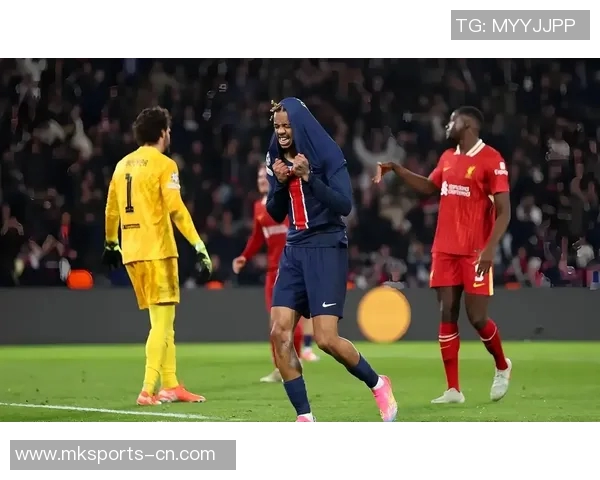 欧冠激战巴萨大胜国米五球狂潮绝杀瞬间点燃全场激情与转会传闻