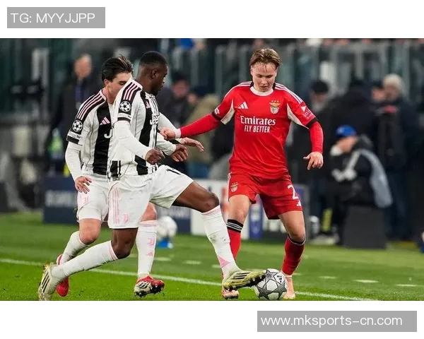 足总杯激战本菲卡3-0尤文图斯红牌争议引发全场热议与讨论